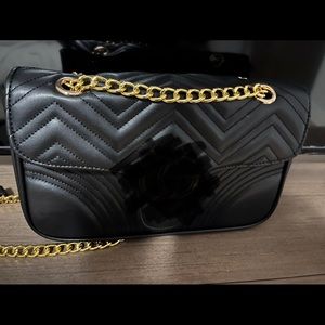 BM Womens black purse
